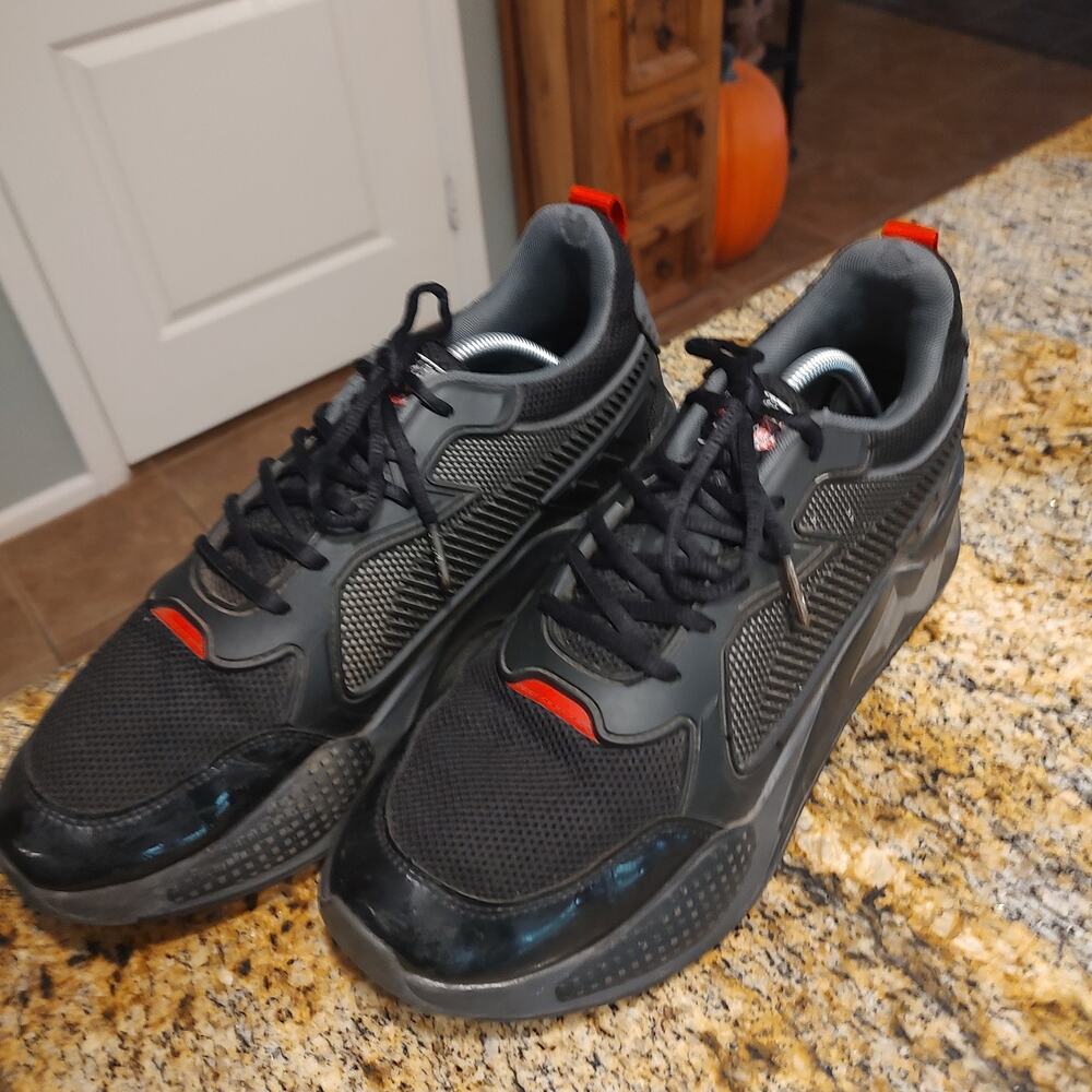 Puma Black Running Shoes Size 11.5 US Model 383290-01